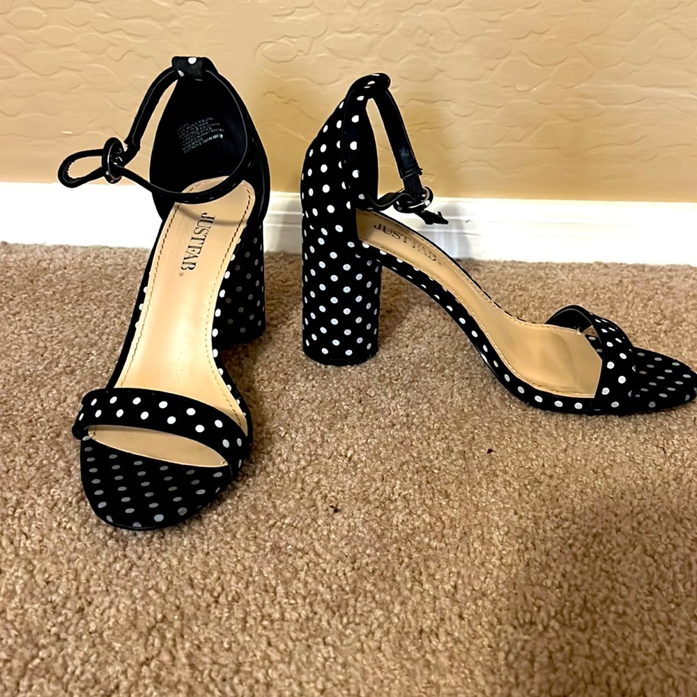Heeled sandals